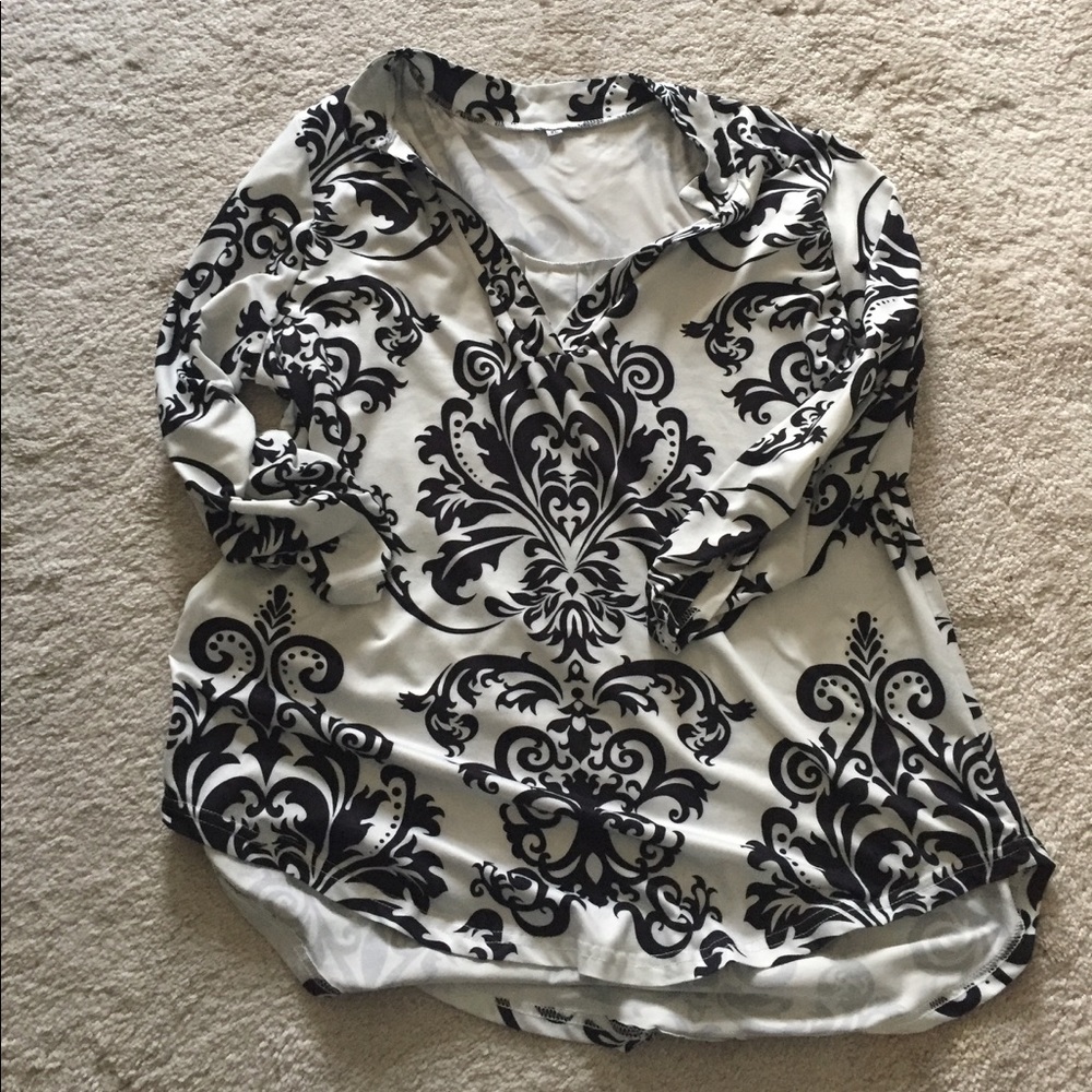 Black & white pattern shirt